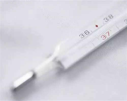 五个月上海助孕宝宝吐奶